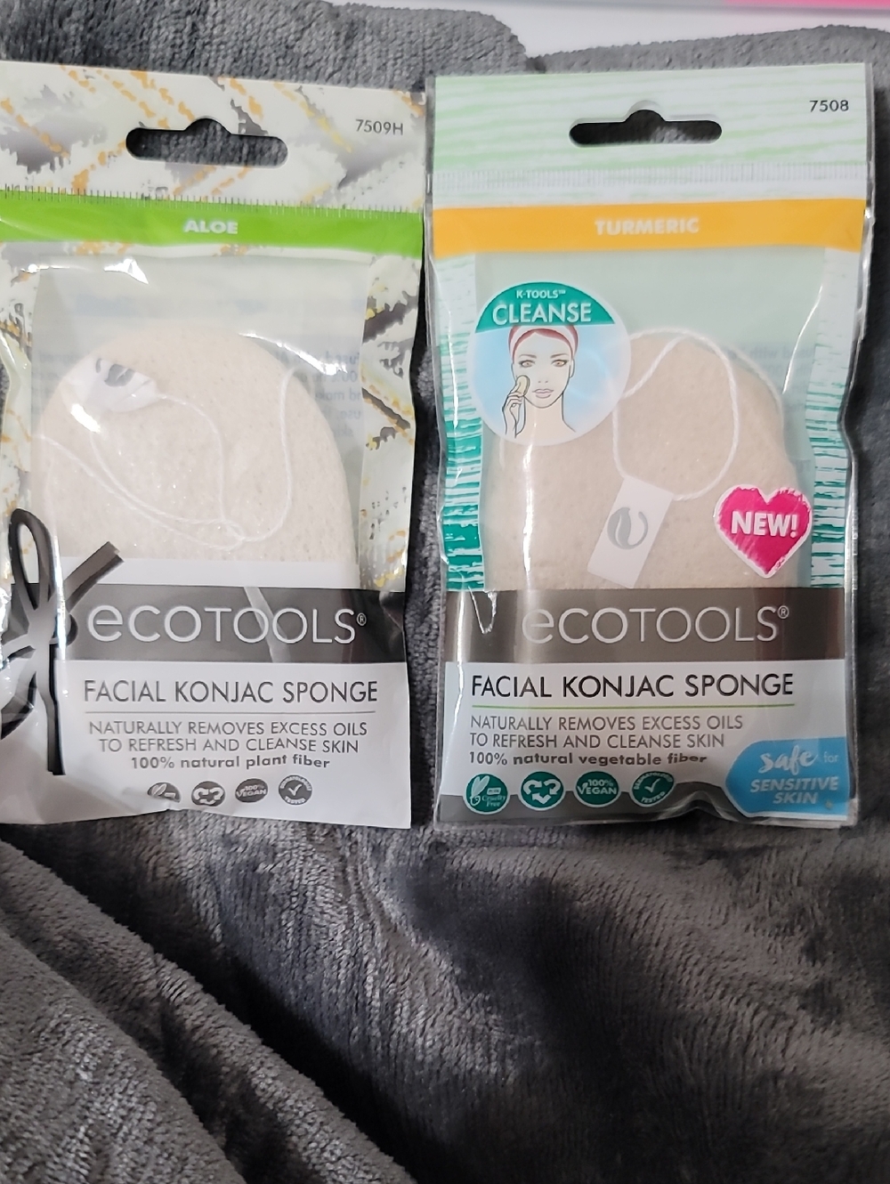 EcoTools Facial Konjac Sponge - Aloe & Turmeric (Beige)